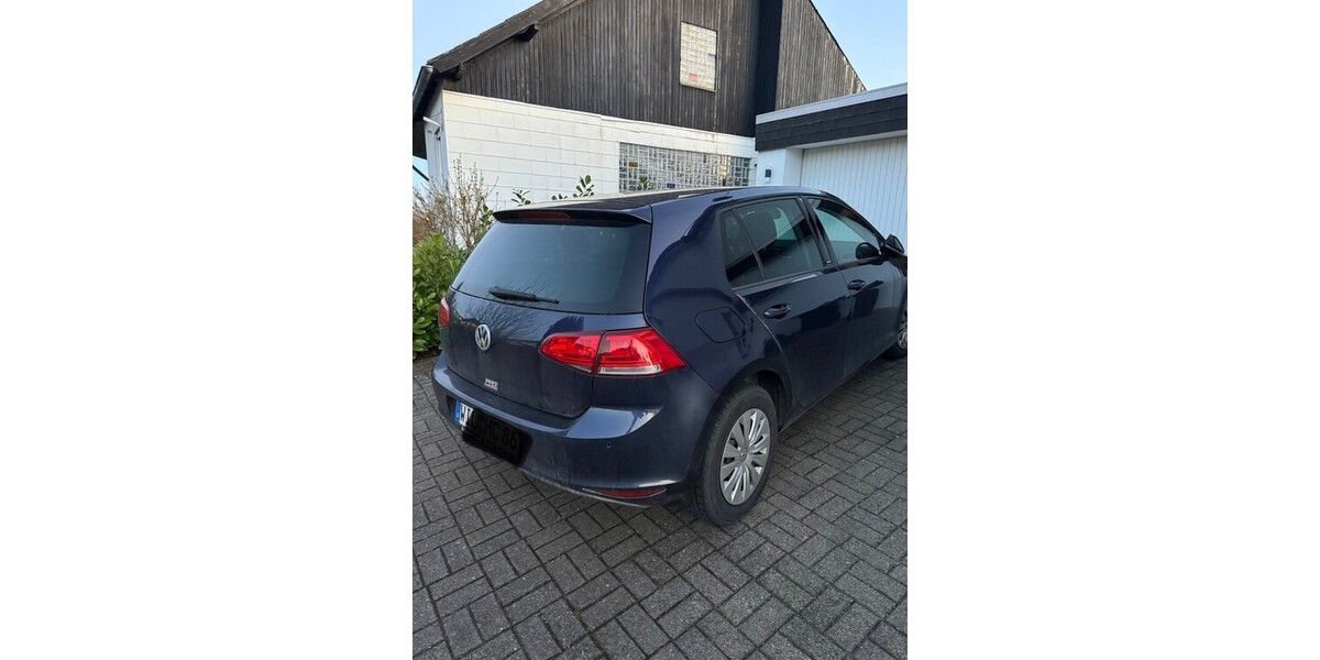 VW GOLF 7 ALLSTAR 157.200 km 9.200 &euro; Bergweiler 54518
