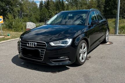 Audi A3 157.000 km 12.800 &euro; Regen 94209