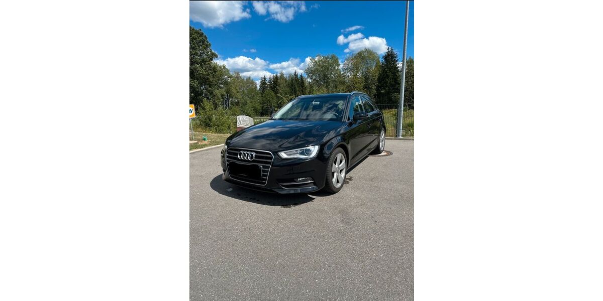 Audi A3 157.000 km 12.800 &euro; Regen 94209