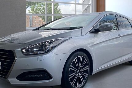 Hyundai i40 150.540 km 10.490 &euro; Freiburg 79111