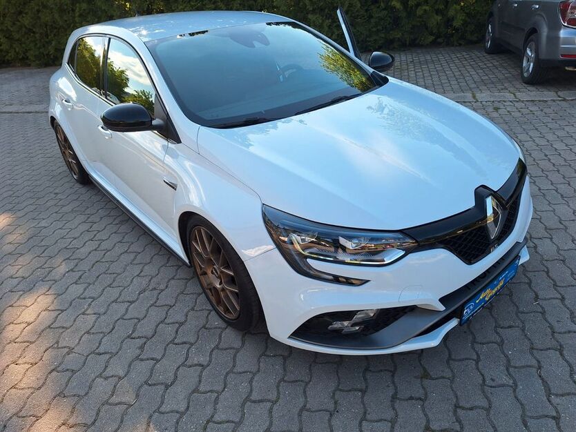 Renault Megane 33.472 km 28.900 € Bad Kötzting 93444
