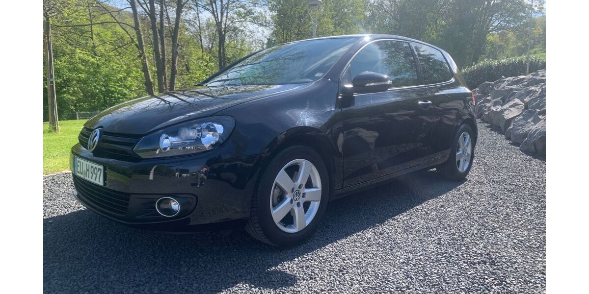 VW Golf 222.306 km 4.399 &euro; Mechernich 53894