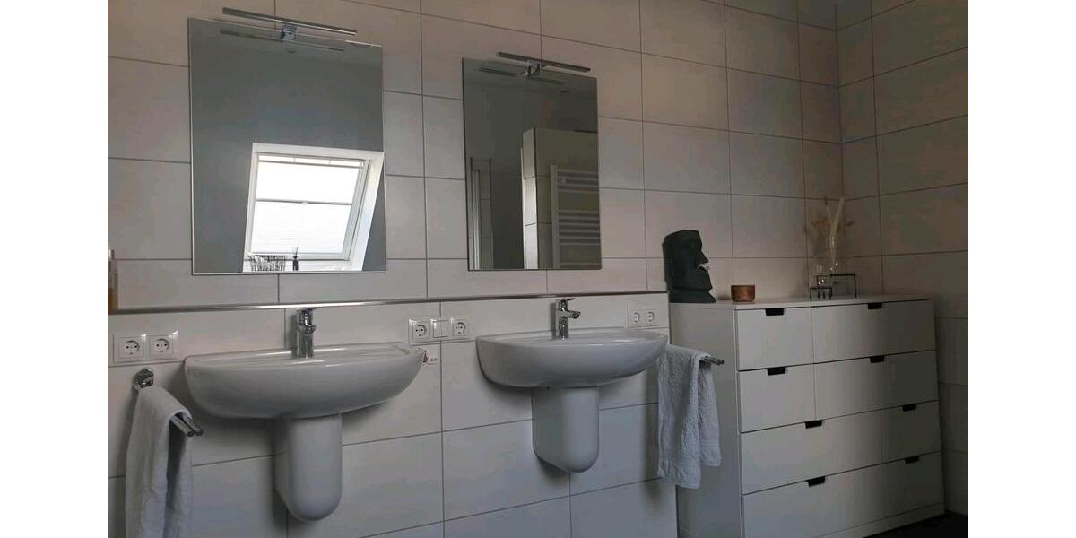 Doppelhaushälfte Cloppenburg - 4 Zimmer, 118 m&sup2;, 1.285&euro; | Angebot:26406523