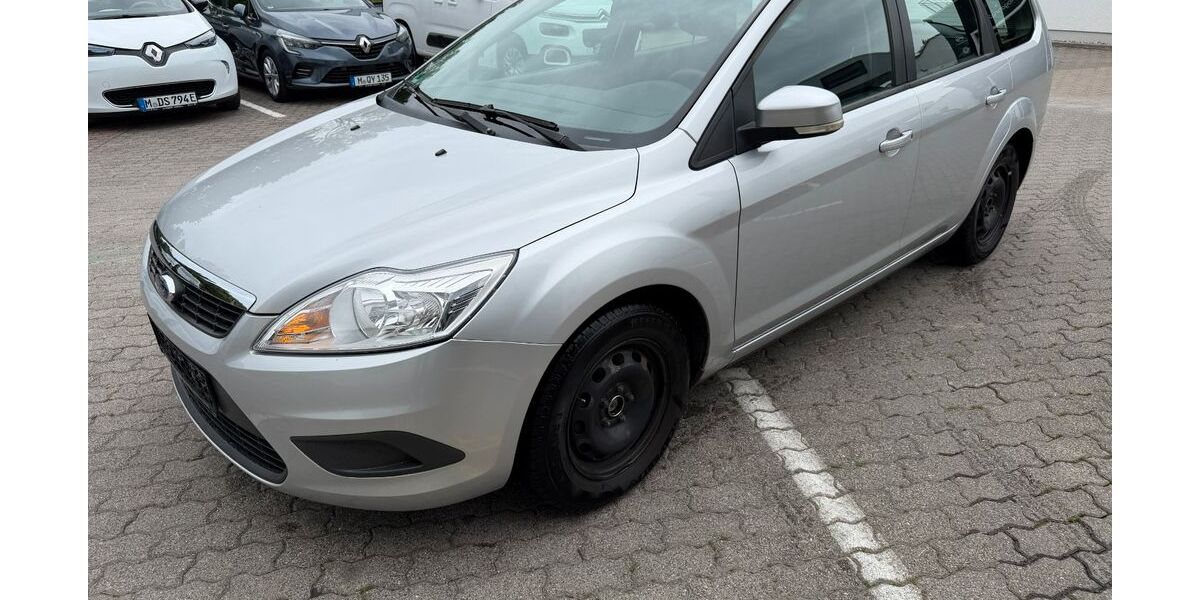 Ford Focus 181.545 km 2.990 &euro; München 81827