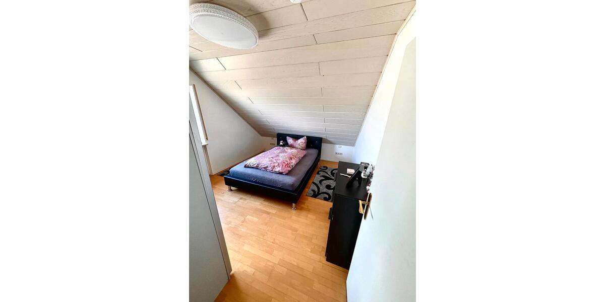 Dachgeschoßwohnung Germersheim - 3 Zimmer, 78 m&sup2;, 225.000&euro; | Angebot:27446800