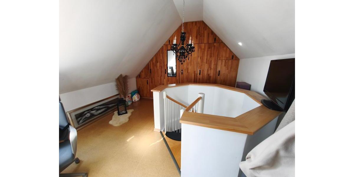 4 Zi. Wohnung in DG Galerie mit Garten (auf Wunsch), Balkon und Garage in Höchstadt OT - Etagenwohnung Höchstadt OT | Angebot:26409507