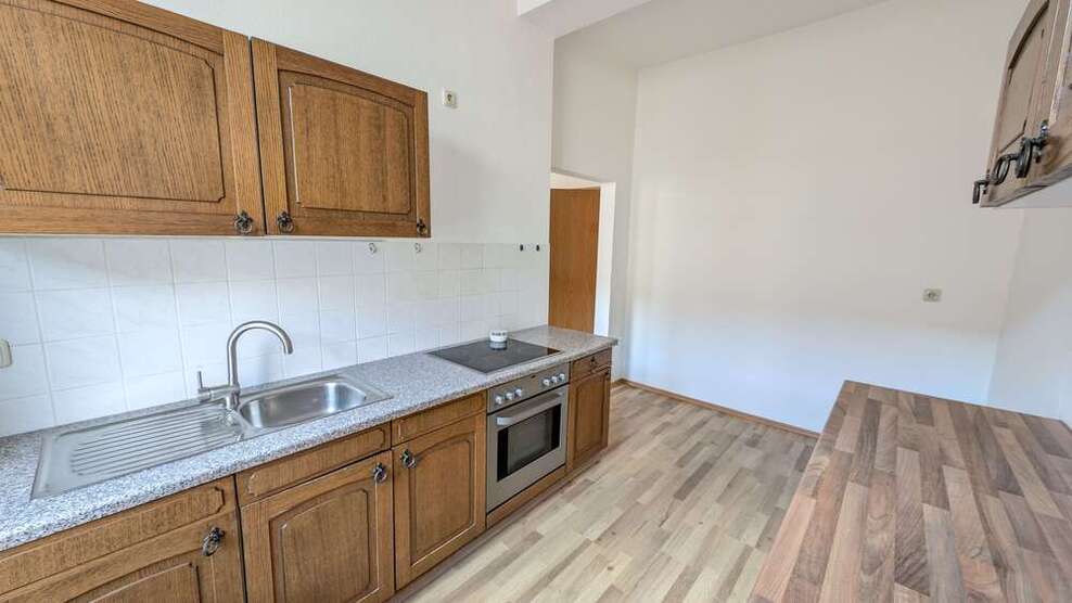 Wohnung zum Mieten in Zeitz 315 € 50 m²