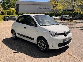 Renault Twingo 54.500 km 8.490 &euro; Offenburg 77654