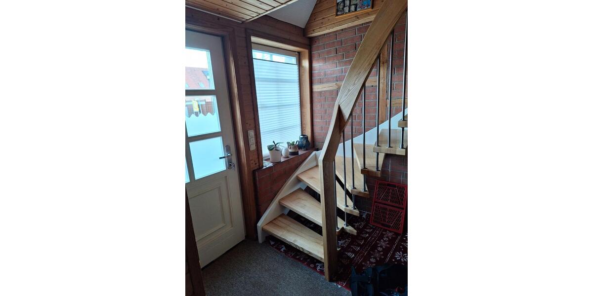 Doppelhaushälfte Goldberg - 6 Zimmer, 200 m&sup2;, 269.000&euro; | Angebot:26121485