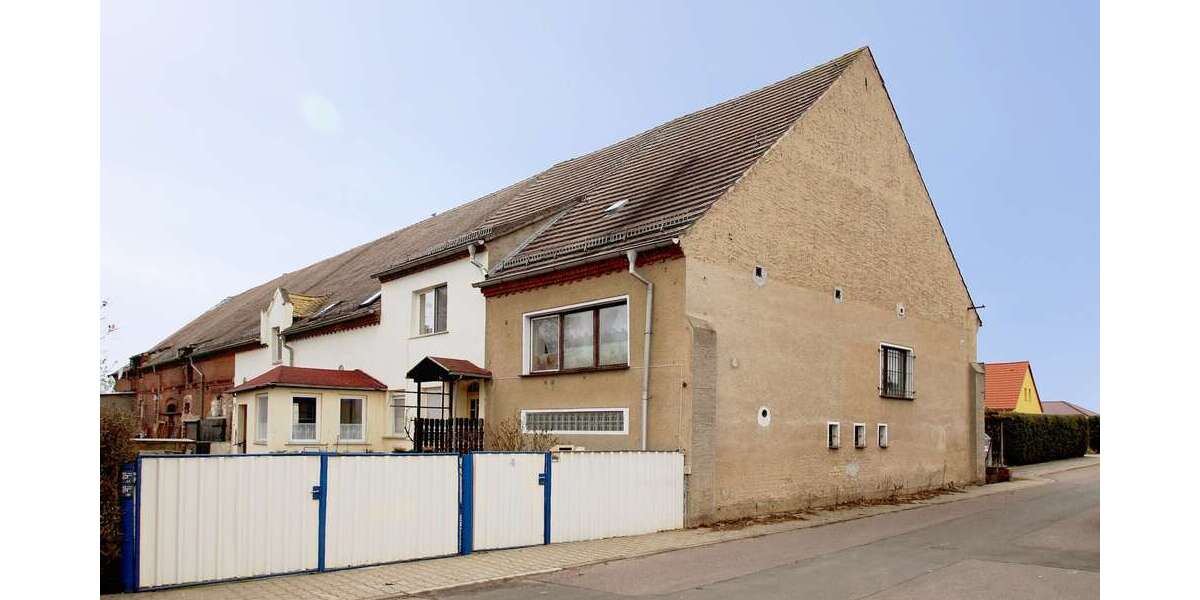 Reihenendhaus mit Potenzial zum Selbstausbau in Delitzsch 3 zimmer