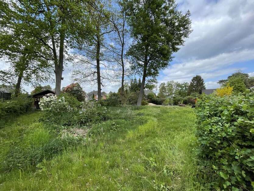 Grundstück zu verkaufen in Falkensee 449.000 € 1091 m²