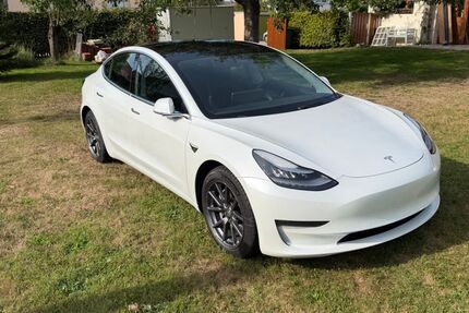 Tesla Model 3 144.646 km 22.000 &euro; Dachau 85221