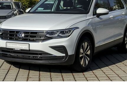 VW Tiguan 57.283 km 24.690 &euro; München 80935