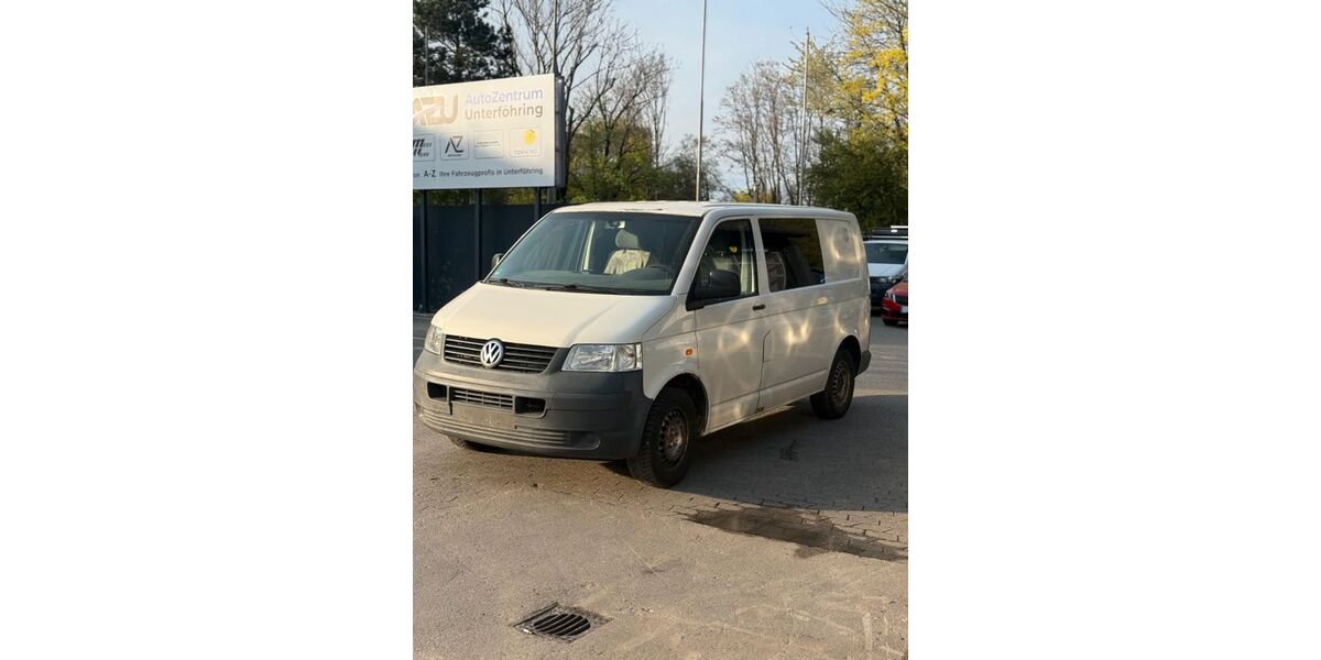 VW T5 andere 240.000 km 4.950 &euro; Unterföhring 85774