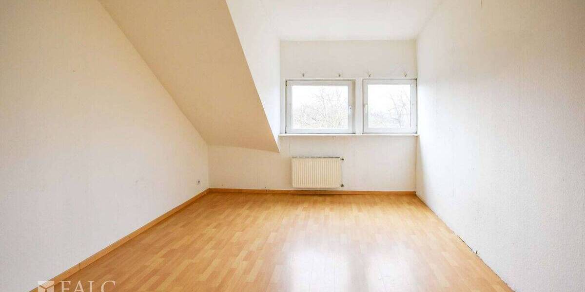 Mehrfamilienhaus, Wohnhaus Krefeld Stadtmitte - 1 Zimmer, 384 m&sup2;, 699.999&euro; | Angebot:26081937