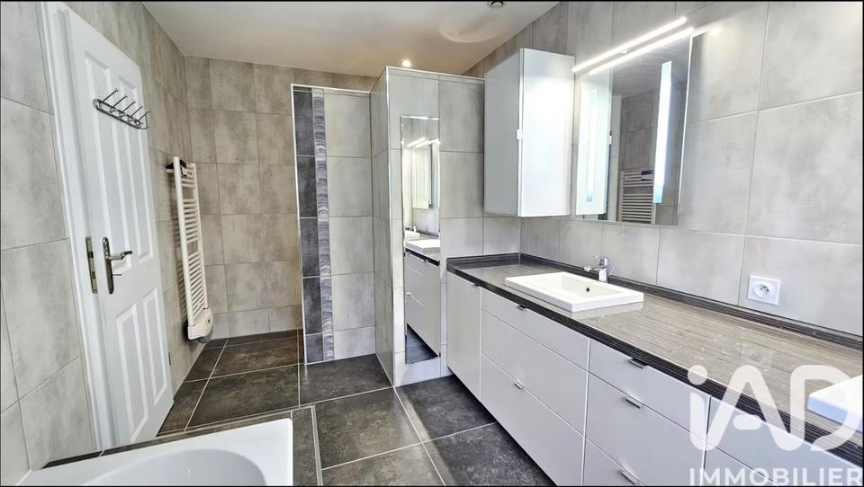 Einfamilienhaus Saarlouis - 6 Zimmer, 160 m&sup2;, 330.000&euro; | Angebot:26338923