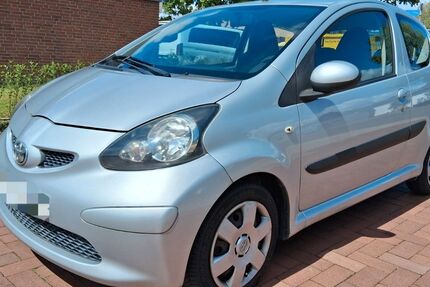 Toyota Aygo (X) 143.500 km 2.400 &euro; Elmshorn 25335