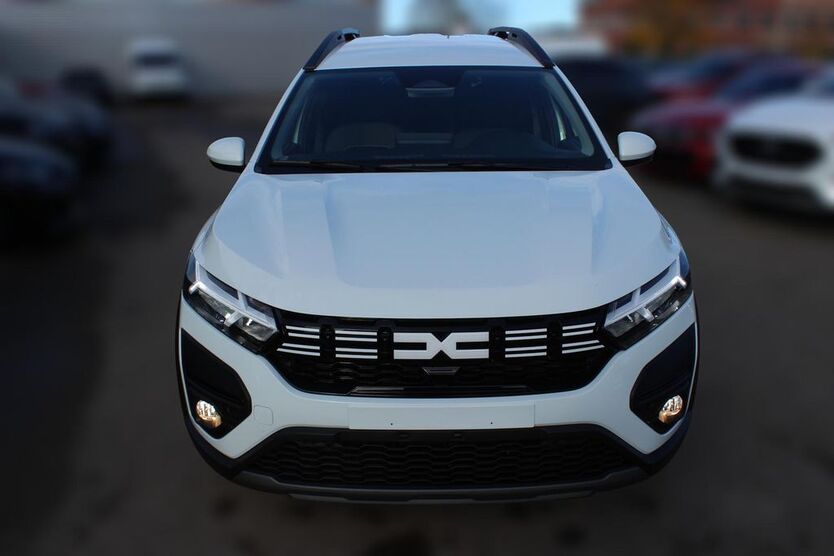 Dacia Jogger 4.000 km 23.990 € Gersthofen 86368