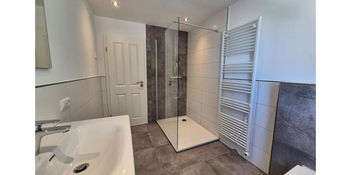 Dachgeschoßwohnung Achim - 3 Zimmer, 128 m&sup2;, 342.000&euro; | Angebot:25480273