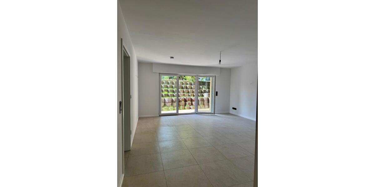 Moderne 2-Zi.-Wohnung mit Terrasse & EBK in Raben Steinfeld 2 zimmer