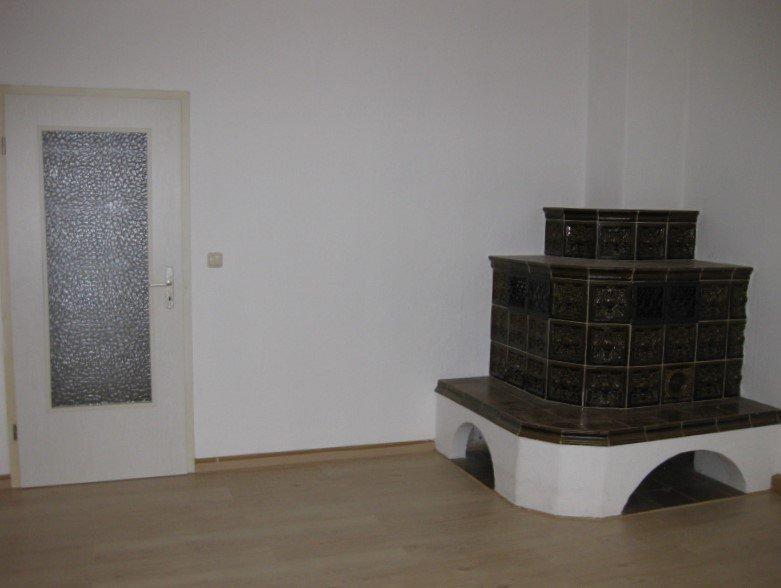 Etagenwohnung Plauen Bahnhofsvorstadt - 4 Zimmer, 85 m&sup2;, 365&euro; | Angebot:26512367