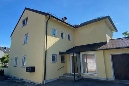 Renovierte 3-Zimmer Wohnung in ruhigem Haus in Emmering 3 zimmer