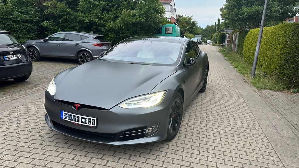 Tesla Model S 125.000 km 36.000 &euro; Hamburg 22143