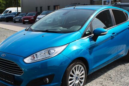 Ford Fiesta 121.300 km 4.000 &euro; Maxhütte-Haidhof 93142