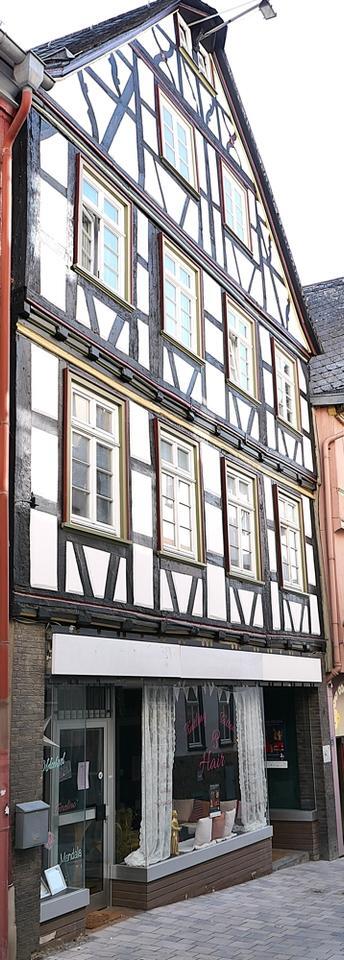 Wer die Altstadt liebt findet hier die ideale Gewerbefläche für einen Neustart !? ++++++ provisionsfrei ++++++