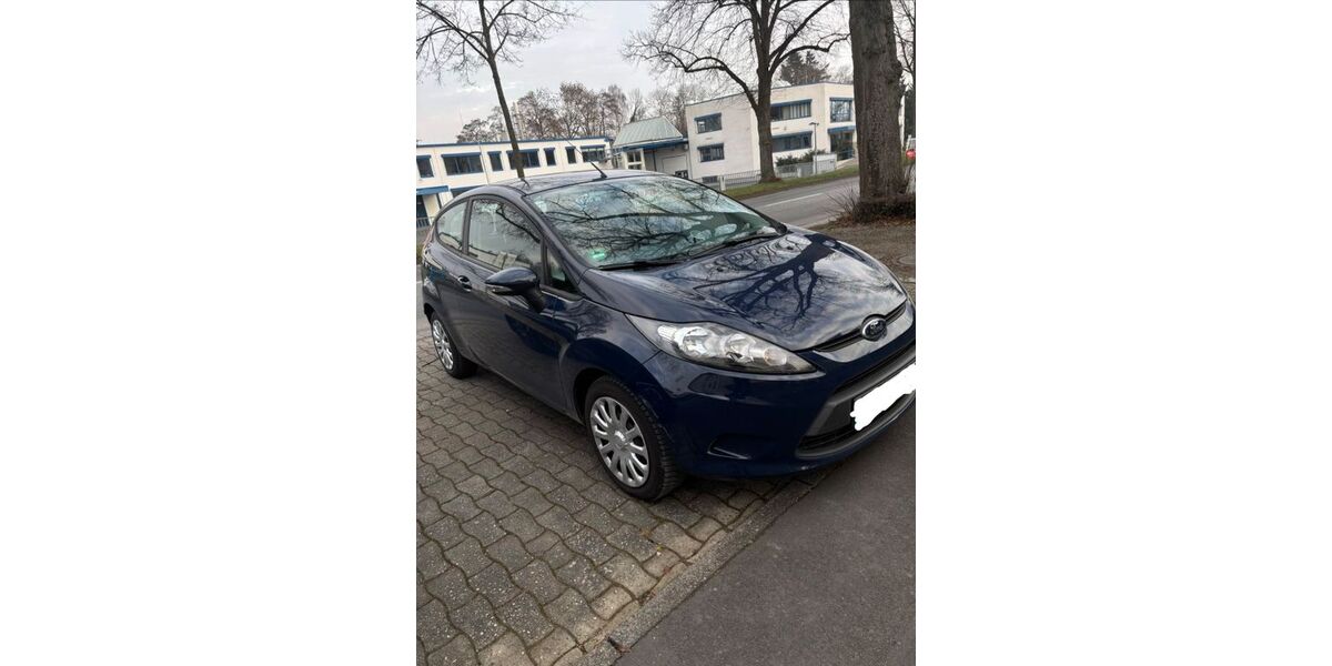 Ford Fiesta 50.299 km 4.299 &euro; Göttingen 37077