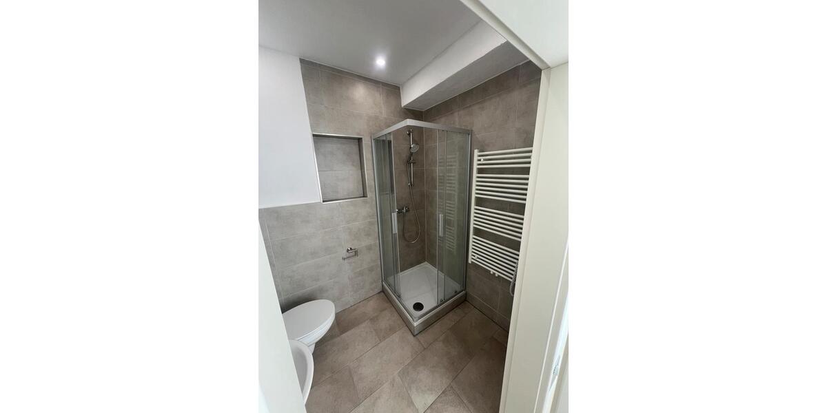 Erdgeschoßwohnung Hengersberg - 2.5 Zimmer, 58 m&sup2;, 600&euro; | Angebot:26163077