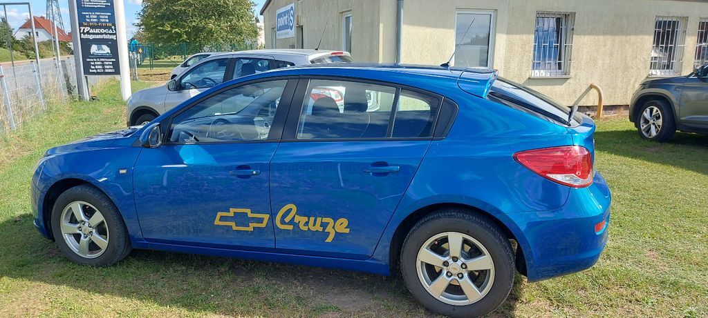 Chevrolet Cruze 156.600 km 3.995 € Grevesmühlen 23936