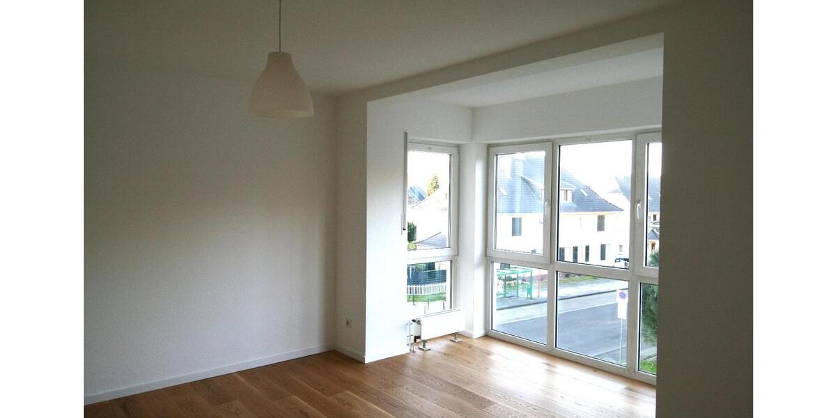 Etagenwohnung Leverkusen - 2 Zimmer, 71 m&sup2;, 1.000&euro; | Angebot:26399102