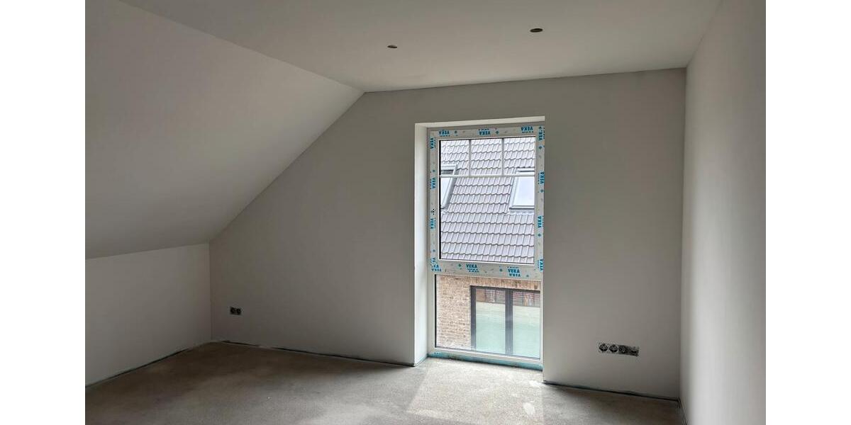 Dachgeschoßwohnung Viöl - 4 Zimmer, 92 m&sup2;, 1.150&euro; | Angebot:26055726