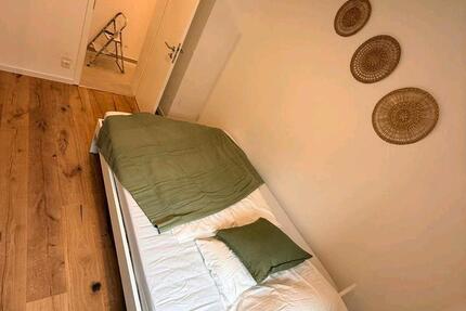 Haus Nürnberg - 3 Zimmer, 92 m&sup2;, 520&euro; | Angebot:26300237