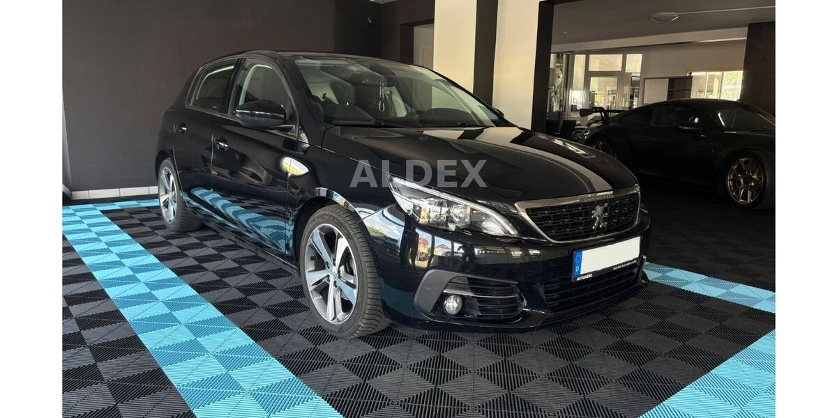 Peugeot 308 92.242 km 11.190 &euro; Bad Arolsen 34454