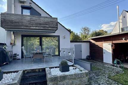 Haus zum Kaufen in Augsburg 709.000 € 140 m² 8 zimmer