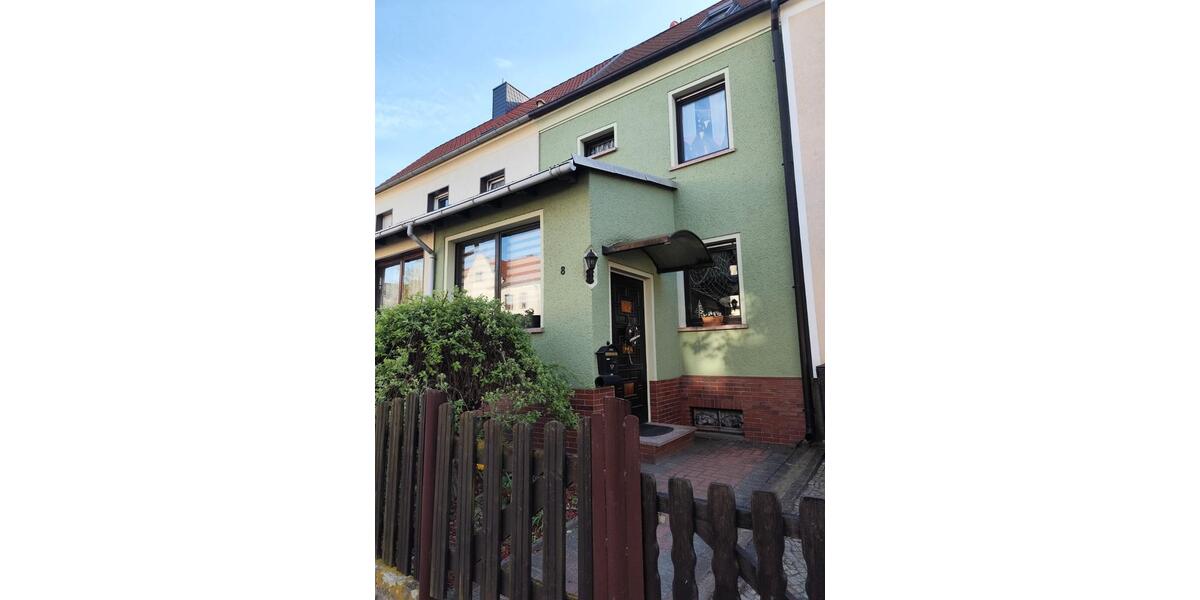 Reihenhaus Zerbst (Anhalt) - 2 Zimmer, 105 m&sup2;, 170.000&euro; | Angebot:26383118