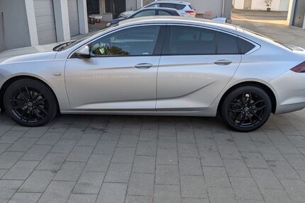 Opel Insignia 130.000 km 12.500 &euro; Ellwangen (Jagst) 73479