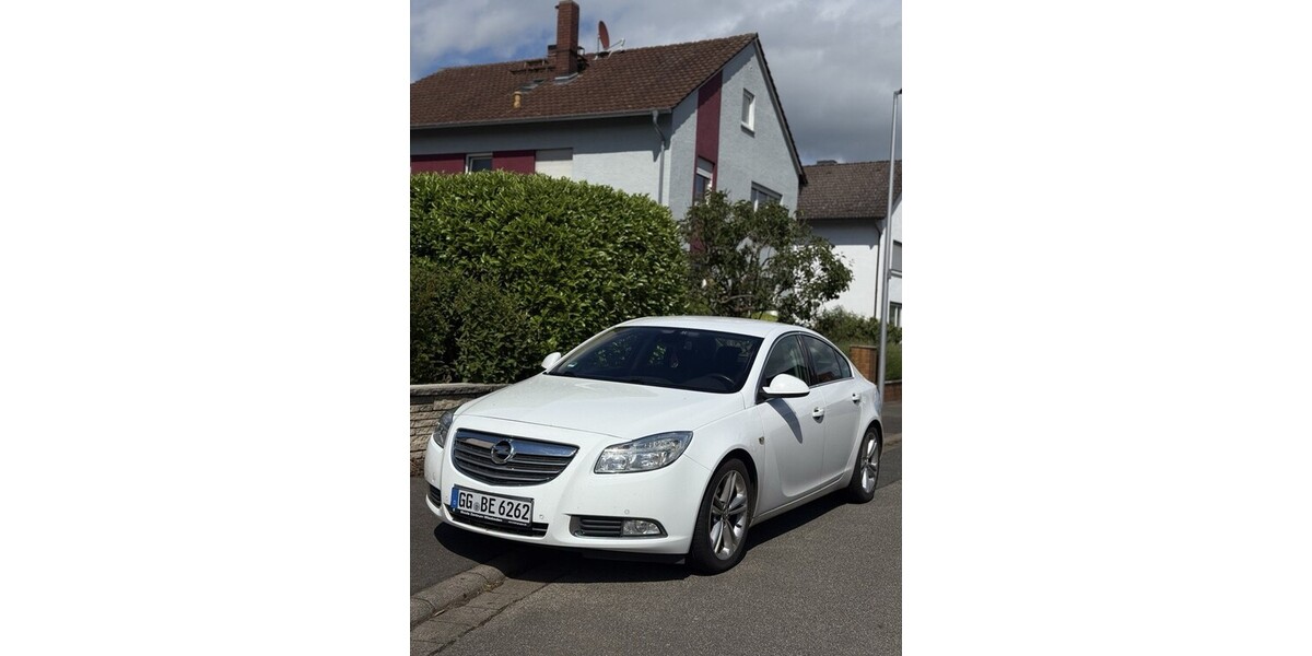 Opel Insignia 180.000 km 5.200 &euro; Rüsselsheim am Main 65428