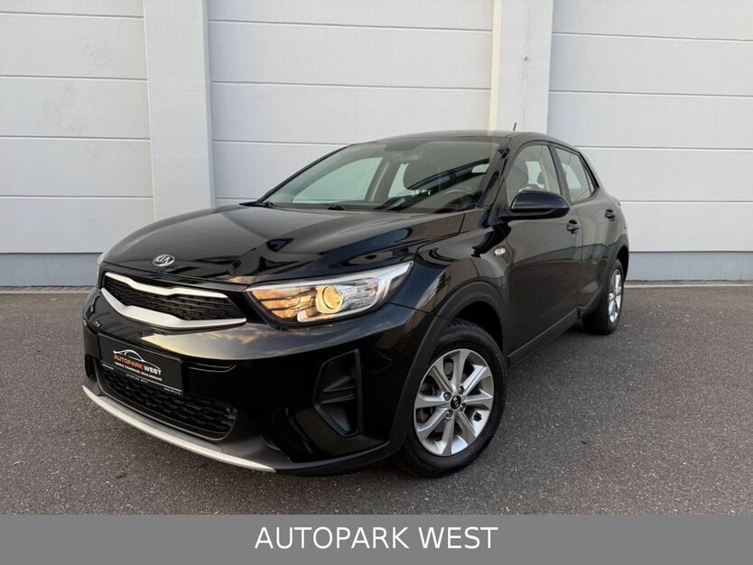 Kia Stonic 114.000 km 10.090 € Mönchengladbach 41065