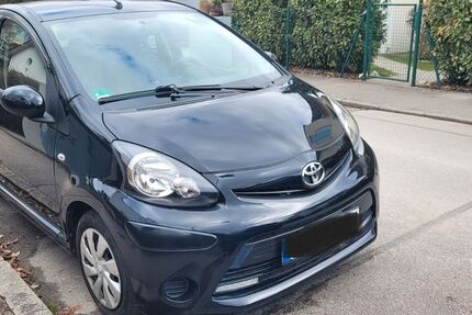 Toyota Aygo (X) 44.000 km 6.300 &euro; München 81825