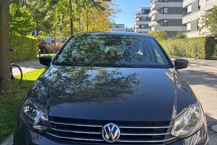 VW Polo 62.800 km 8.900 € München 80807