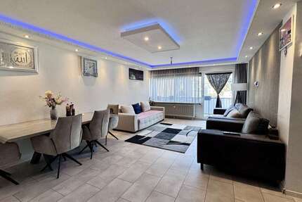 Traumhafte 3,5-Zimmer-Wohnung mit großem Balkon, herrlicher Aussicht, Garage und inkl.Einbauküche - Wohnung Velbert Pöthen | Angebot:24740227