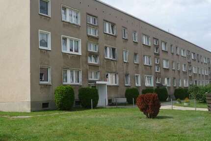 Wohnung Weißkeißel - 4 Zimmer, 68 m&sup2;, 350&euro; | Angebot:21188351