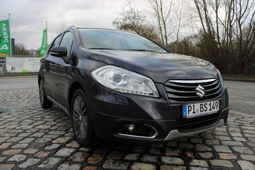 (SX4) S-Cross