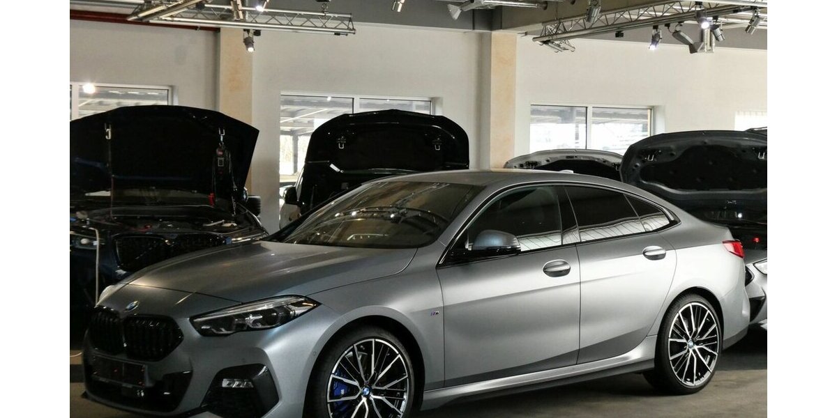 BMW 218 Gran Coupe i MSport HUD,Kamera,NP:57.170 17.000 km 28.590 &euro; Landshut 84030