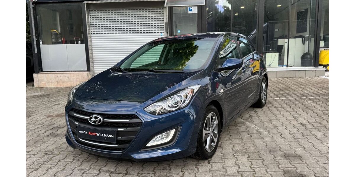 Hyundai i30 58.410 km 9.590 &euro; münchen 81671