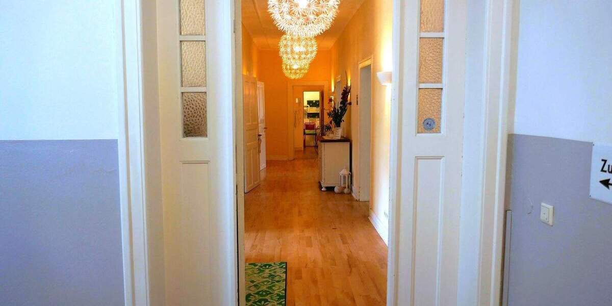 Wunderschöne Paxis in hervorragender Lage 8 zimmer