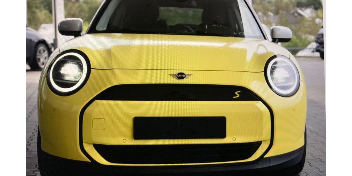 Mini Cooper SE 12.500 km 32.000 &euro; Riedering 83083